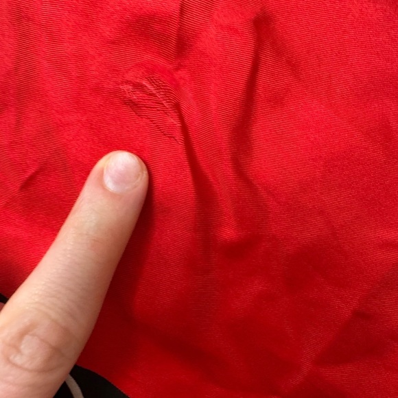 OSCAR DE LA RENTA Scarf (FLAWED) - Picture 7 of 8